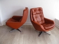 Danish leather swivel chair on aluminium base